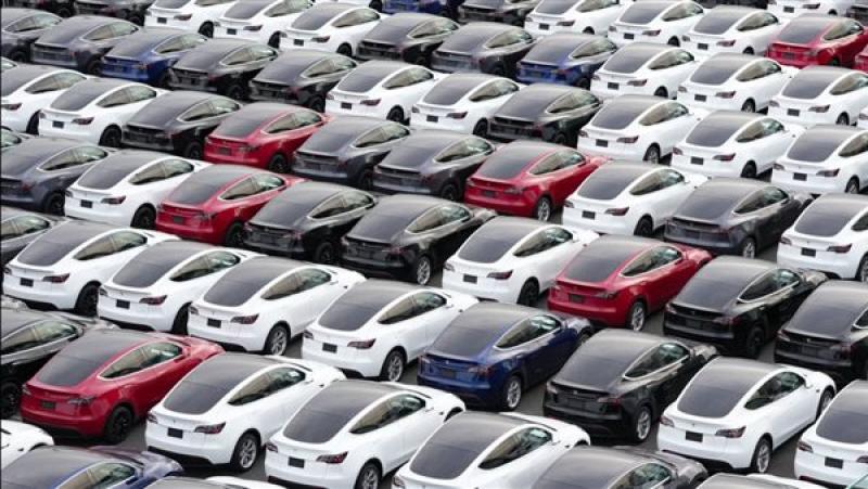 «تسلا» تسجل رقمًا قياسيًا ببيع أكثر من 405 آلاف سيارة في 2022
