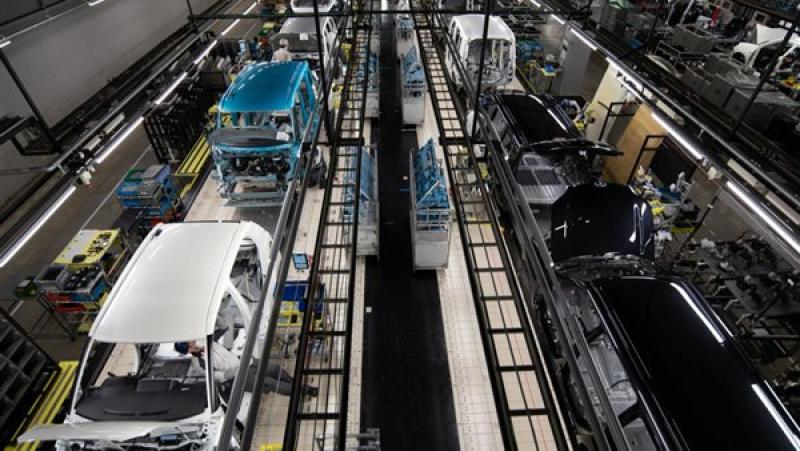 «تويوتا» تتوقع ارتفاع إنتاج سياراتها بأكثر من 10% في 2023