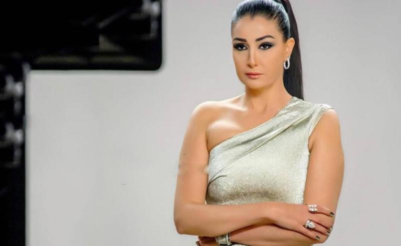 ترشيح المخرجة شيرين عادل لمسلسل غادة عبدالرازق رمضان المقبل