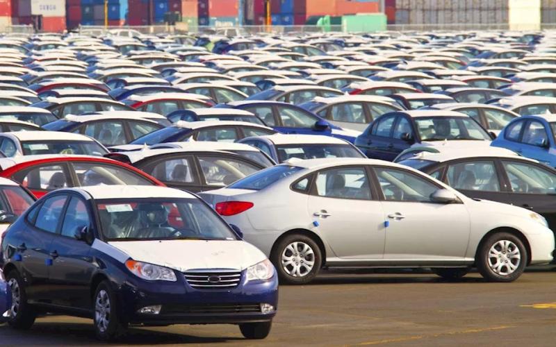 مدبولي: الدولة مستعدة لتقديم حزمة محفزات بشرط سرعة توطين صناعة السيارات