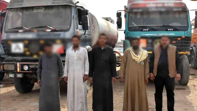 القبض على 5 أشخاص لسرقتهم 20 ألف لتر سولار في الجيزة