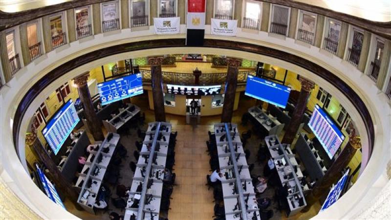 عطل مفاجئ يتسبب في إلغاء جلسة تداولات البورصة المصرية