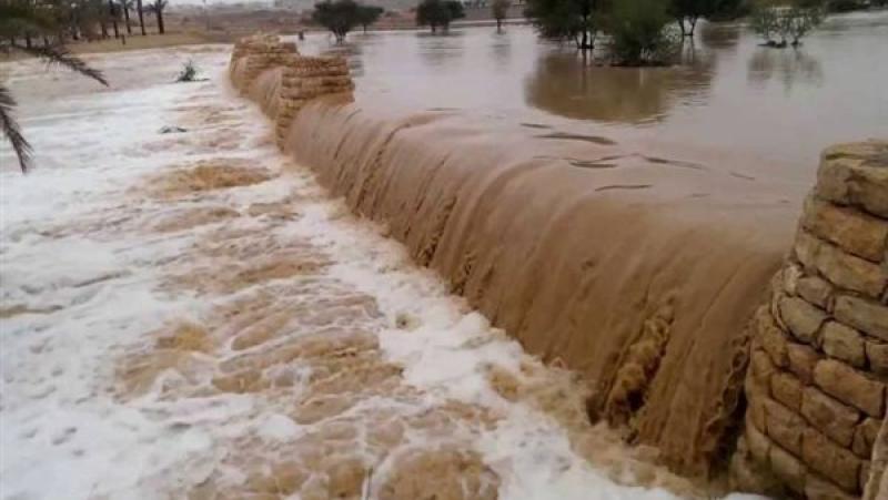 أمطار غزيرة على «أوباري» الليبية تسفر عن مصابين وانهيار 4 منازل