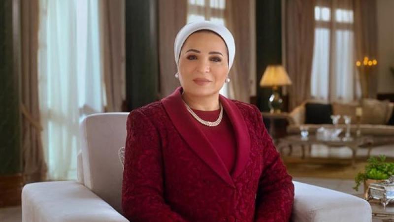 السيدة انتصار السيسي عن يوم اليتيم: «العطاء لهم.. حياة لنا»