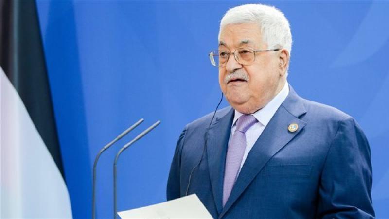 الرئيس الفلسطيني يكشف لماكرون سبب التصعيد ويطالبه بالتدخل العاجل