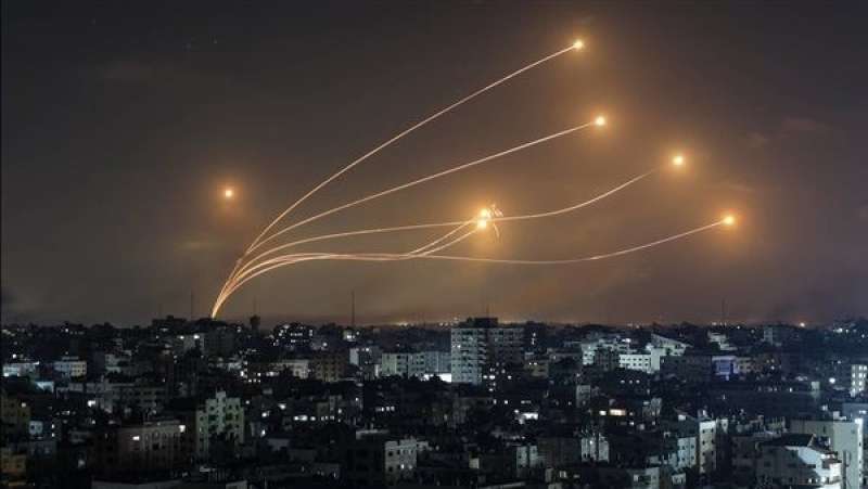 فصائل المقاومة الفلسطينية تقصف تل أبيب بـ10 صواريخ