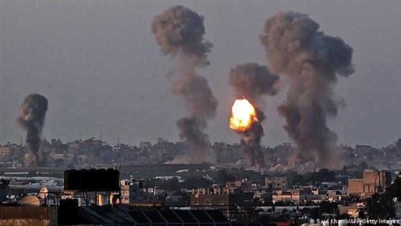 13 شهيدا جراء غارة إسرائيلية على خان يونس جنوب غزة