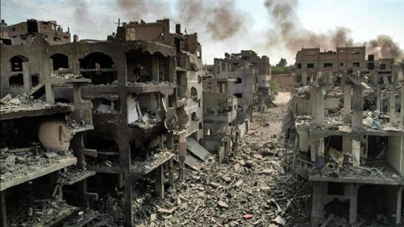 استشهاد وإصابة عشرات الفلسطينيين جراء قصف إسرائيل لمنازل قطاع غزة