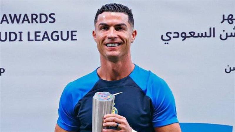 رونالدو يفوز بجائزة أفضل لاعب في الدوري السعودي لشهر ديسمبر