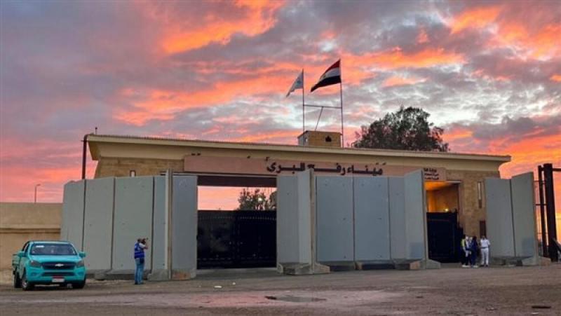 ميناء رفح البري يستقبل 78 مصابا ومرافقا فلسطينًا من قطاع غزة