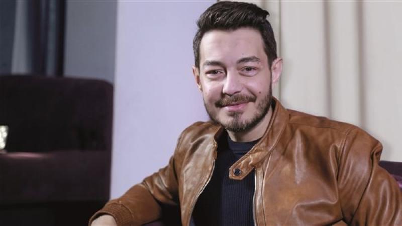 أحمد زاهر يكشف رأيه في موهبة بناته الفنية| تفاصيل