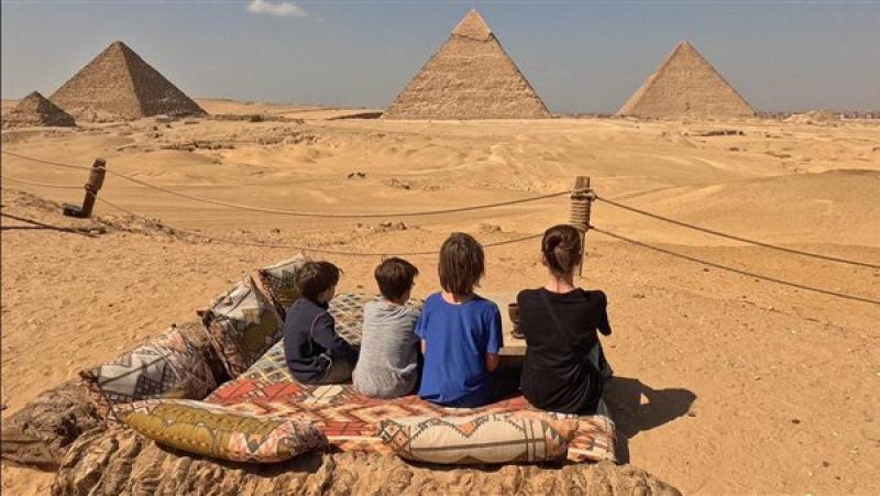 موقع News Break يبرز عددا من الأماكن السياحية والأثرية بمصر