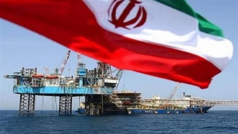 بايدن يعتمد العقوبات النفطية الجديدة على إيران