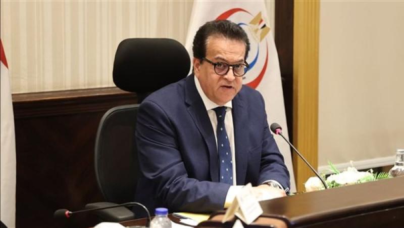 نائب وزير الصحة يناقش أخر مستجدات ملف السياحة العلاجية وتوفير فرص تدريبية لأطباء الأسنان