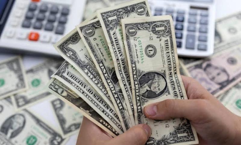 سعر الدولار اليوم الخميس بكام في البنوك المصرية