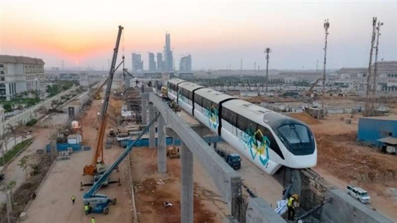 النقل: مشروع قطار المونوريل سينقل 1.2 مليون ‏راكب يوميا