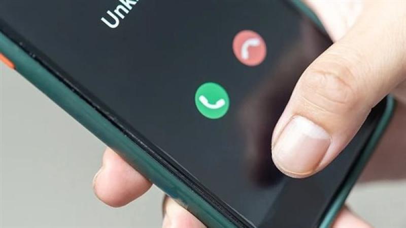 هل يتم سداد الرسوم الجمركية على الهواتف الشخصية القادمة من الخارج؟