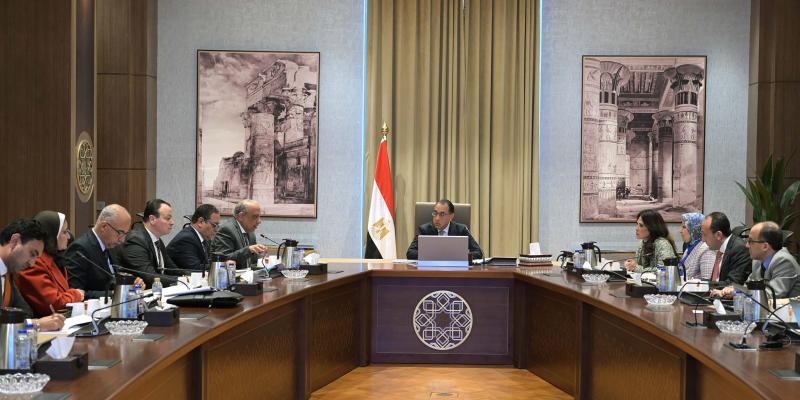 الحكومة تتابع آخر مستجدات مشروعات قطاع الكهرباء والطاقة المتجددة