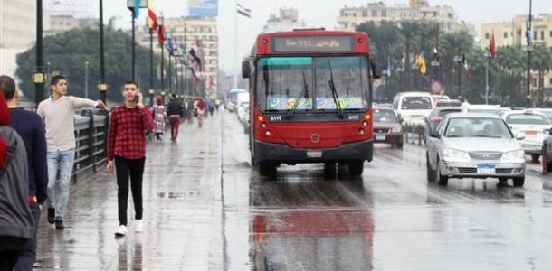 حالة الطقس خلال الساعات المقبلة.. الأرصاد تحذر من ظواهر جوية خطيرة