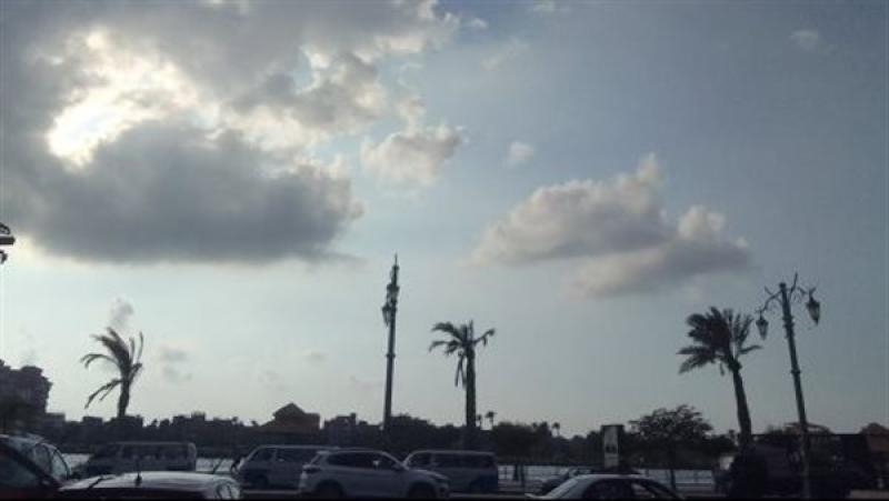 طقس الأحد| خريفي مائل للبرودة صباحًا وحار نهارًا.. وأمطار خفيفة محتملة على بعض المناطق