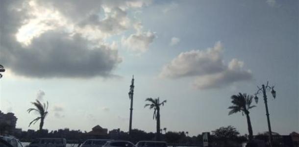 طقس الجمعة .. بيان تحذيري للأرصاد من ظاهرة جوية تؤثر على هذه المحافظات طقس الجمعة .. بيان تحذيري للأرصاد من ظاهرة جوية تؤثر على هذه المحافظات
