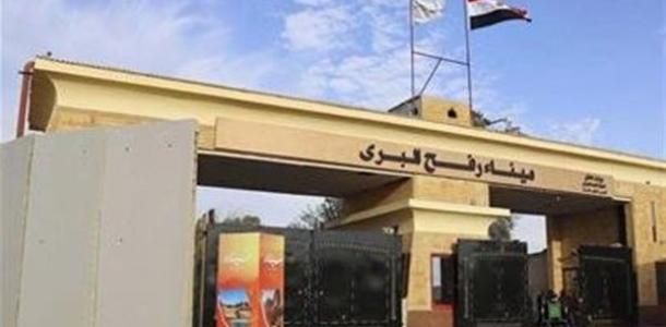 أمين سر فتح: إسرائيل هي من أغلقت معبر رفح والجانب المصري لم يغلقه مطلقًا