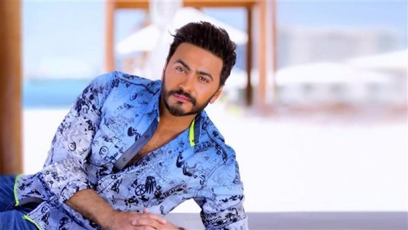 تامر حسني ينتهي من آخر بروفات حفله المقبل «jukebox»