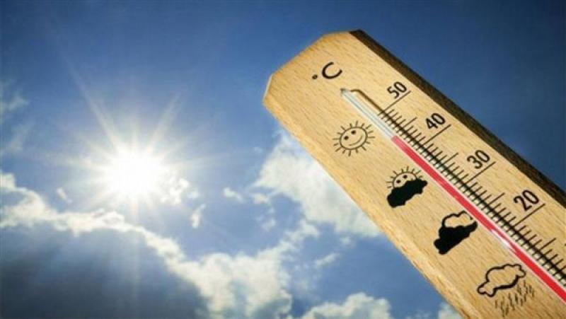 مركز المناخ: أجواء مناخية هادئة مائلة للحرارة تزامنًا مع منتصف الربيع