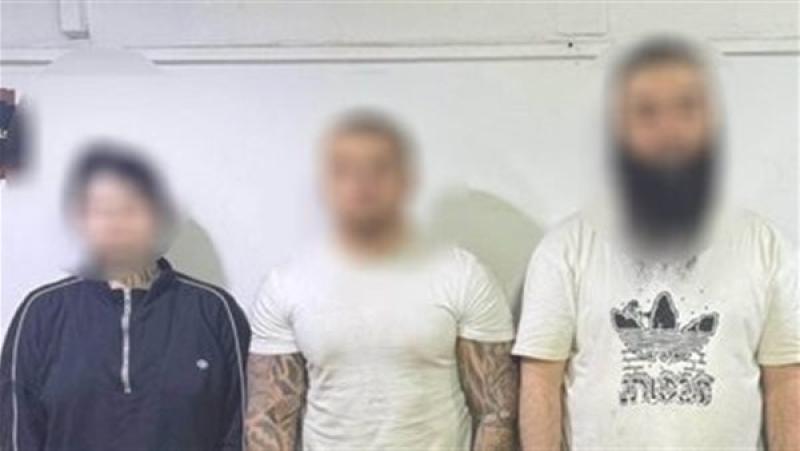ضبط تشكيلين عصابيين استخلصا مادة فعالة من عقار طبي تستخدم في تصنيع مخدر الآيس