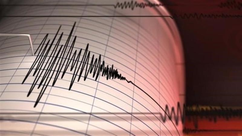 «توابع الزلزال».. هزة أرضية جديدة على بعد 421 كيلو شمال مرسى مطروح