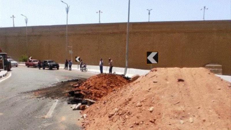 النقل تنفي شائعة انهيار محور خزان أسوان: الهيكل الخرساني سليم تمامًا