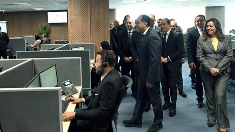 رئيس الوزراء يفتتح المقر الجديد لهيئة الإسعاف ويتفقد مركز تلقي البلاغات