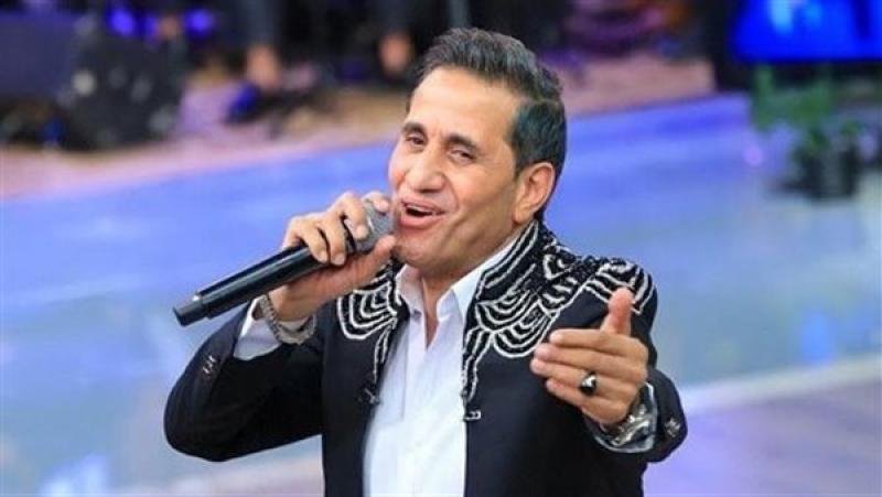 أحمد شيبة يعبّر عن سعادته بنجاح أغنيته الجديدة «أنا مش تمام»