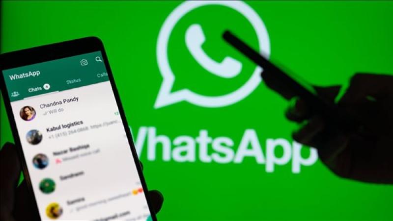 إيران تحظر «واتس اب» بعد الهجوم الإسرائيلي