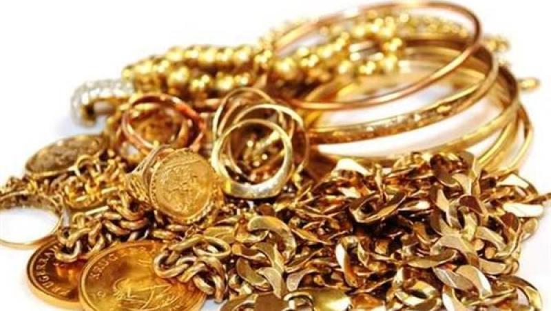 ضبط سيدة وجواهرجي بتهمة سرقة شقة سكنية بقصر النيل