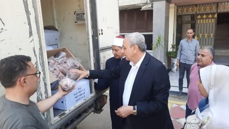 الأوقاف تطلق المرحلة الأولى من توزيع لحوم صكوك الأضاحي بخمس محافظات