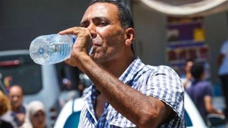 الصحة تحذر من الإجهاد الحراري وتوجه نصائح للوقاية خلال موجات الحر