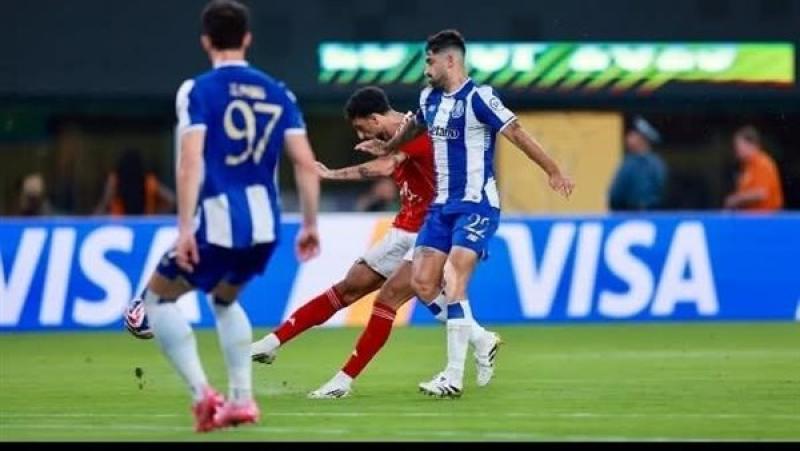 هاني رمزي: ضياع الفرص وراء الخروج المبكر للأهلي من المونديال.. وكان لدينا إصرار على ضم بن رمضان