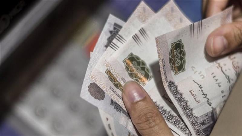 بمناسبة أعياد الميلاد والفطر.. تبكير صرف مرتبات يناير وفبراير ومارس للعاملين بالدولة