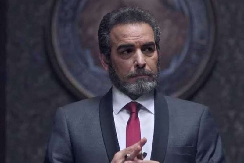 الفنان أحمد عبد العزيز: السوشيال ميديا سلاح ذو حدين يمكن أن يضر أكثر مما ينفع