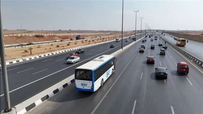 «بعيدًا عن زحمة الميكروباصات».. مواعيد حصول الطلاب على الاشتراكات في الأتوبيس الترددي