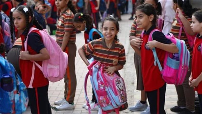 «ربط التعليم بالتقييم».. توفير كتب وبوكليت استعدادًا للعام الدراسي الجديد