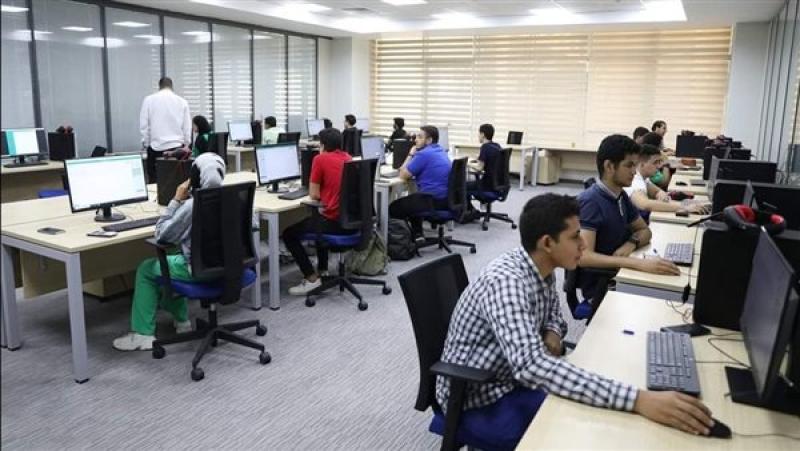 تنسيق المرحلة الثالثة 2025 علمي علوم.. قائمة كليات ومعاهد تقبل من 50%