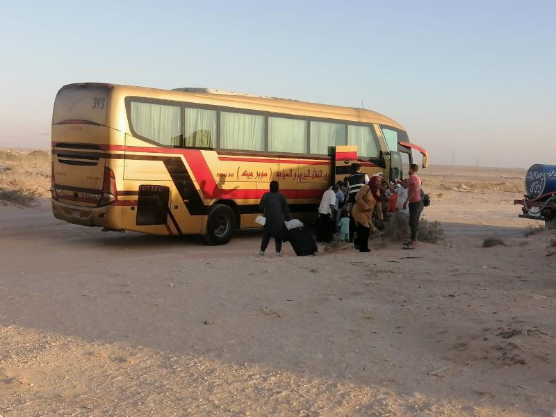 وزير النقل يوجّه بتسيير 14 أتوبيساً لنقل ركاب قطار مطروح إلى القاهرة والإسكندرية