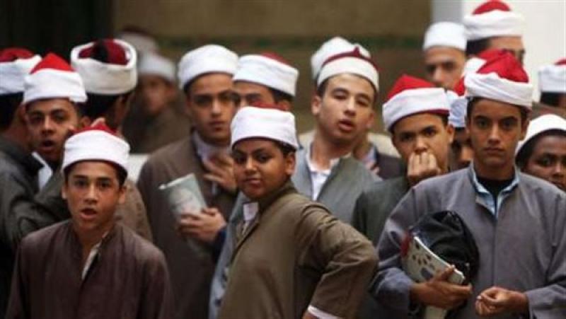 الأزهر يعلن عن 1460 وظيفة معلم مواد شرعية.. تعرف على الشروط