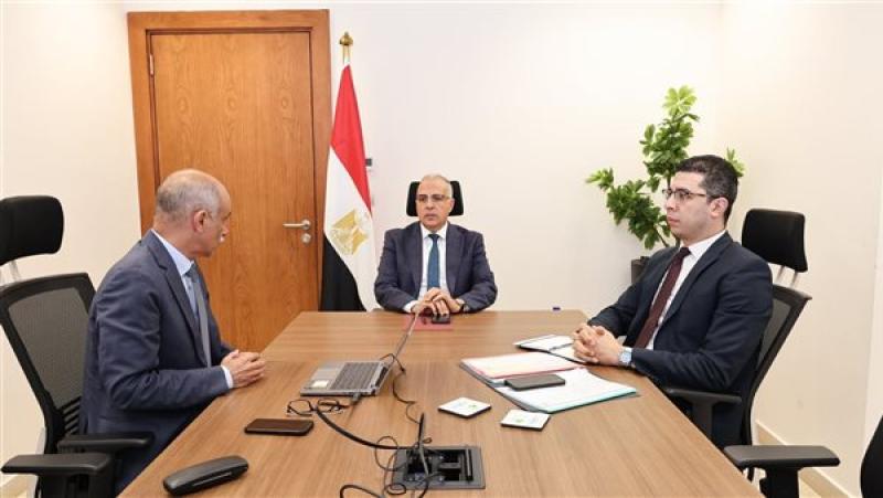 وزير الري خلال متابعة أعمال تطوير السد العالي: حصن الأمان للمصريين ورمز لإرادة الشعب