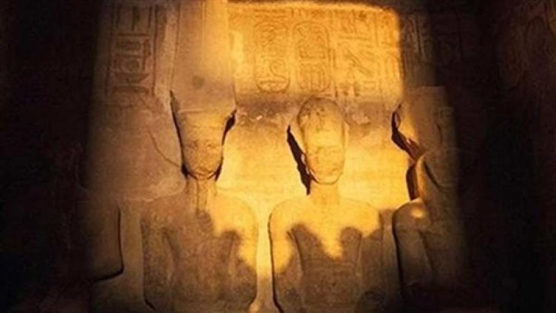 موعد ظاهرة تعامد الشمس على وجه رمسيس في معبد أبوسمبل بأسوان