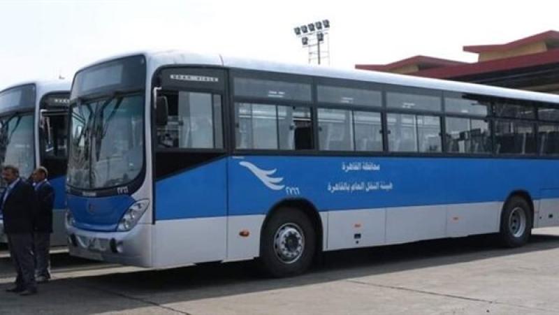 «23 جنيهًا».. أجرة التاكسي الأبيض وتذكرة الأتوبيس بعد رفع أسعار البنزين والسولار