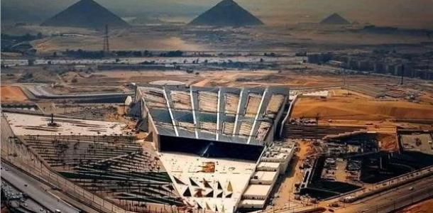 رئيس الوزراء: المتحف المصري الكبير هدية مصر للعالم وننتظر بشغف الوفود الأجنبية رئيس الوزراء: المتحف المصري الكبير هدية مصر للعالم وننتظر بشغف الوفود الأجنبية
