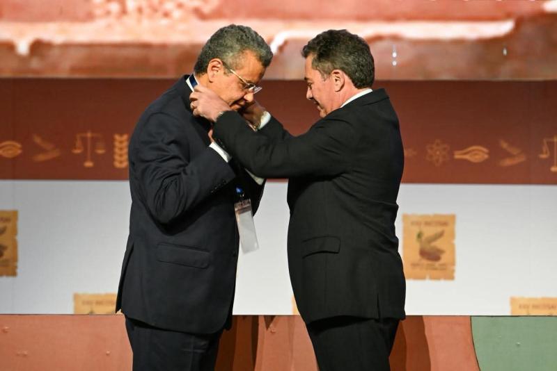 مصر تتسلم رئاسة «الإنتوساي» لـ3 سنوات مصر تتسلم رئاسة «الإنتوساي» لـ3 سنوات